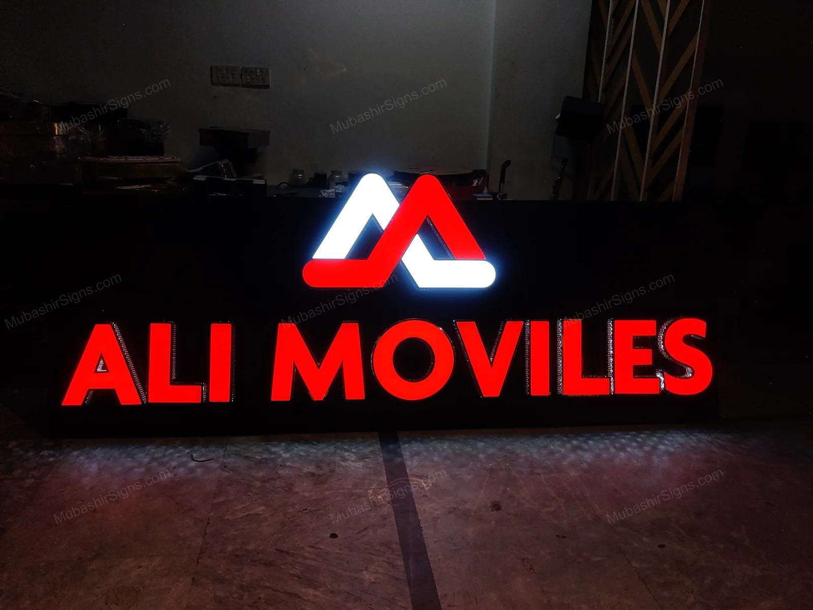 Ali Moviles — photo 1 of 7